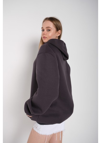 Kadın Oversize Kapüşonlu Sweatshirt