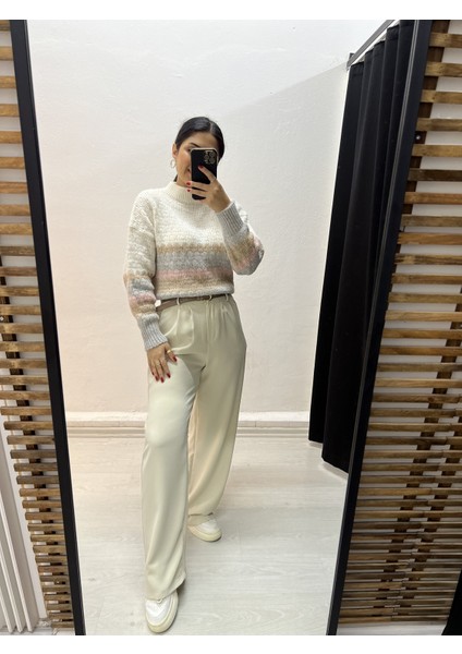 Balıkçı Yaka Ekru Triko Kazak indirimleri