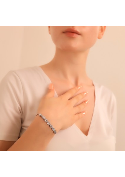 925 Ayar Gümüş Oval Taşlı Asansörlü Bileklik fiyatları