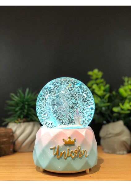 Çiko Toys Unicorn Kanatlı Atlı Büyük Boy Kar Küresi Kendinden Püskürtmeli Işıklı ve Müzikli Pilli fiyatları