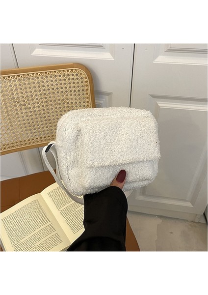 Peluş Kumaş Tek Omuz Çapraz Çanta Kuzu Derisi Kürk