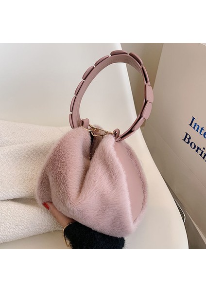 Kabarık Eller Yukarı Kaliteli Peluş Zincir Çapraz Askılı Çanta