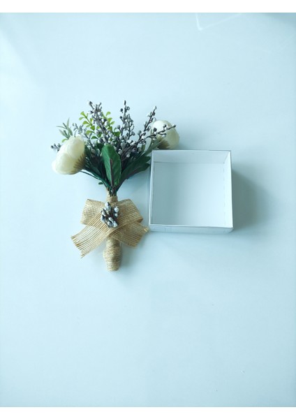 Beyaz Hediyelik KUTU100 Adet 8X8X3 cm fiyatları