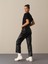 Kadın Siyah Regular Fit Deri Görünümlü Pantolon 3