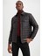 Slim Fit Polo Yaka Su İtici Çıtçıtlı Kapitone Mont W6607AZ22SP 4