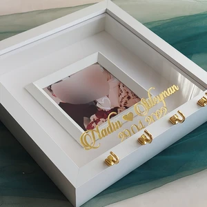 Verda Çerçeve 25 x 25 cm Fotoğraf Bölümlü Anahtarlıklı Verda Anı Çerçevesi-6 cm Derinlikli Anı Çerçevesi