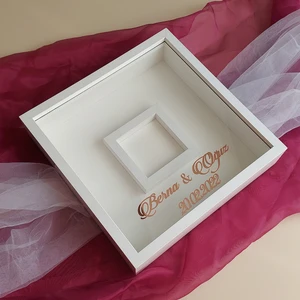 Verda Çerçeve 35 x 35 cm Beyaz Fotoğraf Bölümlü Tasarım Gül Kutusu Anı Çerçevesi! Ayna Çerçeve!