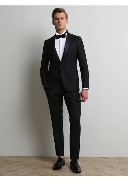 Siyah Düz Slim Fit Kruvaze Yaka Dokuma Smokin Takım Elbise