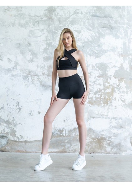 Siyah Toparlayıcı Mini Şort