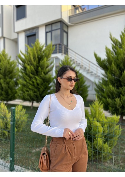 V Yaka Uzun Kollu Crop Top Bluz fiyatları