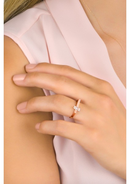 Altın Köşeli Baget Yüzük fiyatları