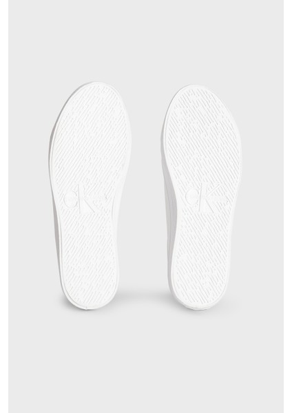 Kadın Vulcanized Lace Up Sneaker fırsatları