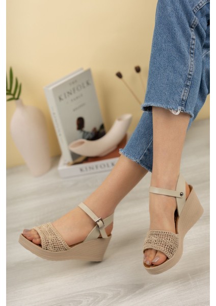 Dolgu Topuk Örgülü Tek Bant Kadın Sandalet fiyatları
