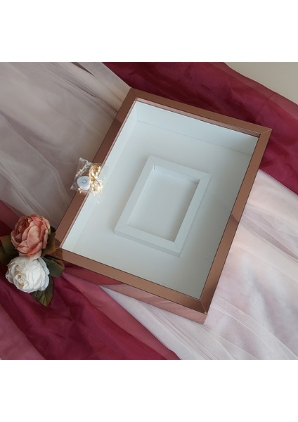 30 x 40 cm Ledli Rose Pleksi Kaplı Fotoğraf Bölümlü Tasarım Gül Kutusu Anı Çerçevesi! Isimsiz
