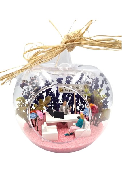 Teraryum Yeni Işinde Başarılar, Tebrikler (Bayan ) Arkadaşa , Sevgiliye Hediye