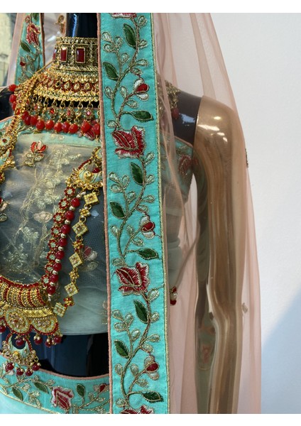 Lehenga Kına Elbisesi Kaftan