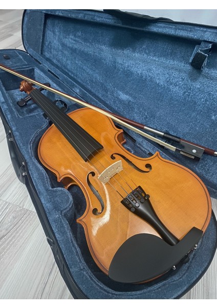 V160 2/4 Full Keman Seti (Yastık, Susturucu, Yedek Tel, Akort Aleti, Keman Klavye Sticker) modelleri