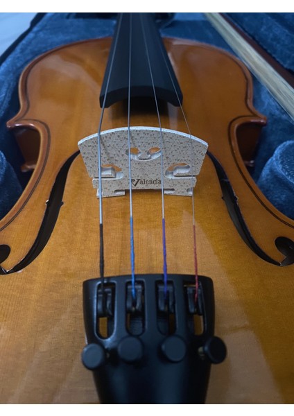 V160 2/4 Full Keman Seti (Yastık, Susturucu, Yedek Tel, Akort Aleti, Keman Klavye Sticker) fırsatları