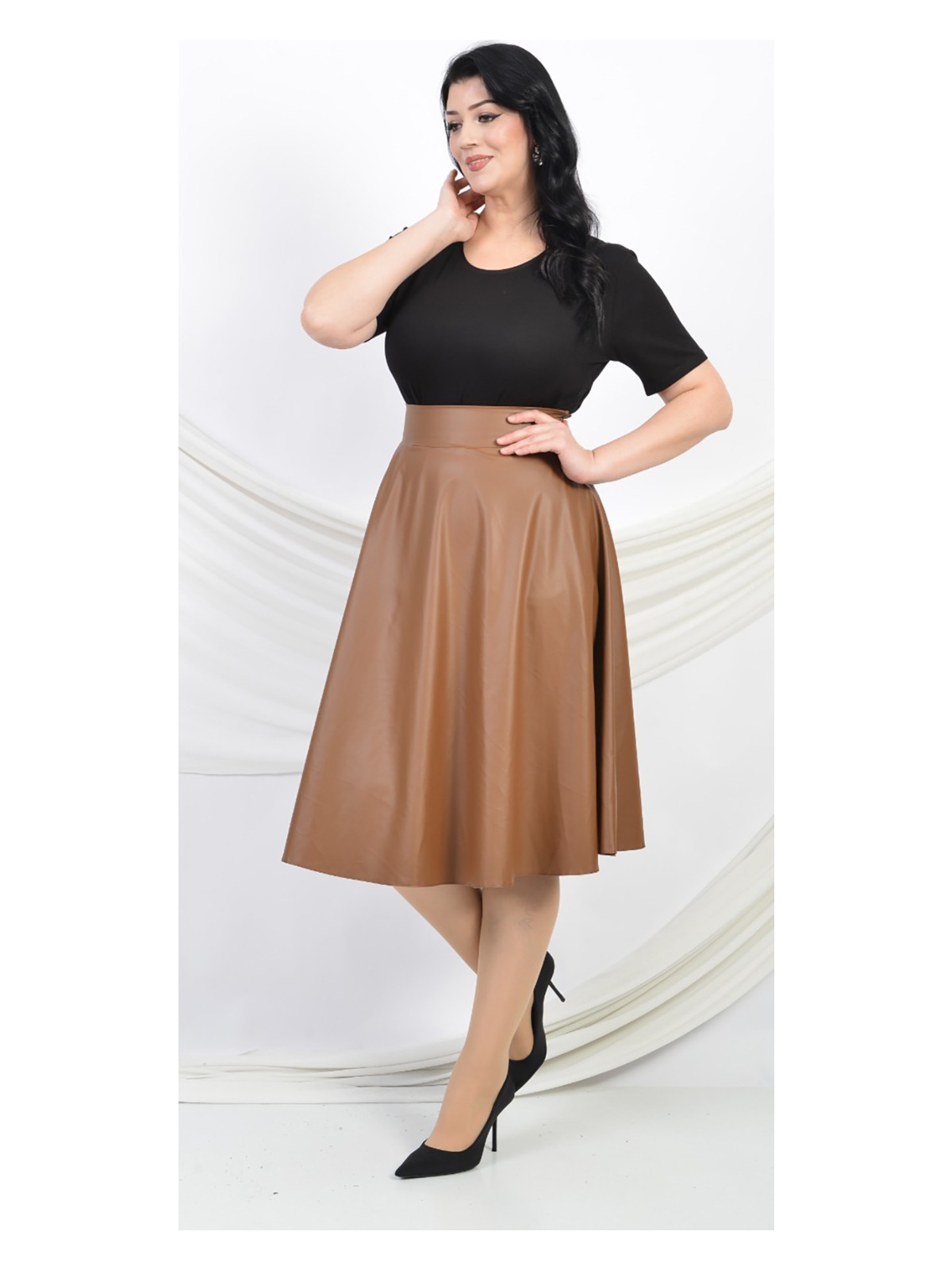 Soralline Kadın Suni Deri Kloş Etek 783 Siyah 75 cm Boyunda - Görsel 4