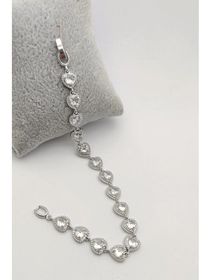 Heviss Rodyum Kaplama Zirkon Taş Kalp Bileklik