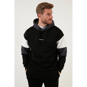 Renk Bloklu Regular Fit Kapüşonlu İçi Tüylü Yumuşak Şardonlu Sweat Erkek SWEAT 5905299