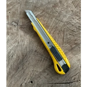 Döküm Maket Bıçagı Ince Uçlu Metal Falçata 9mm