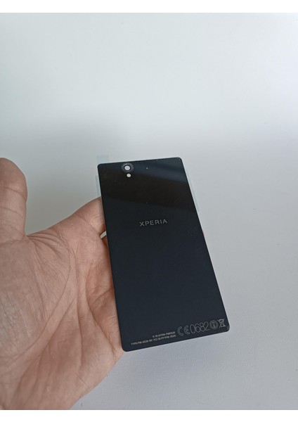 Sony Xperia Z Arka Pil Kapağı Siyah modelleri