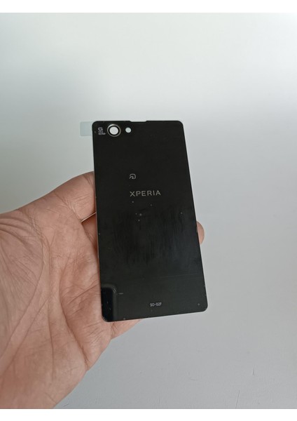 Sony Xperia Z1 Mini Arka Pil Kapağı Siyah modelleri