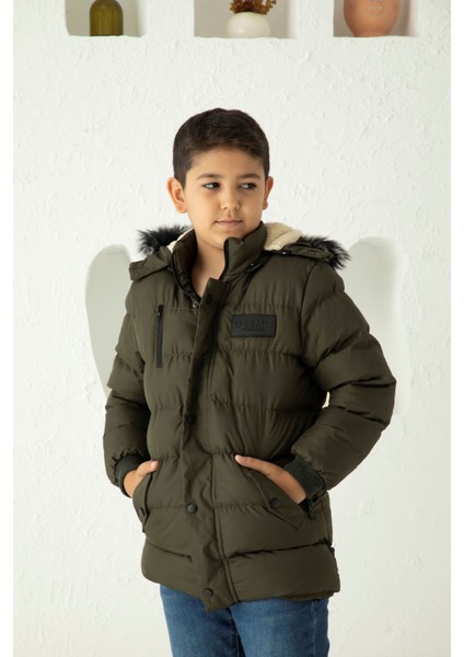 Kapşonlu Içi Yünlü Erkek Çocuk Şişme Mont modelleri