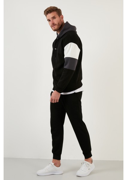 Renk Bloklu Regular Fit Kapüşonlu İçi Tüylü Yumuşak Şardonlu Sweat Erkek SWEAT 5905299