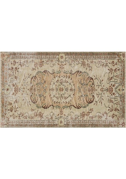 Vintage Eskıtme El Dokuma Halı 137 X 229 Cm 9598