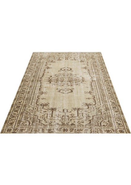 Eşsız Anadolu Vintage Eskıtme El Dokuma Halı 143 X 206 Cm 9692 modelleri