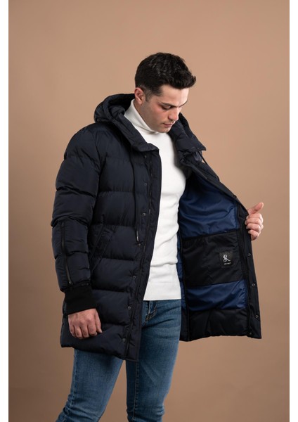 Regular Fit Kapüşonlu Astarlı Uzun Kalın Şişme Mont modelleri