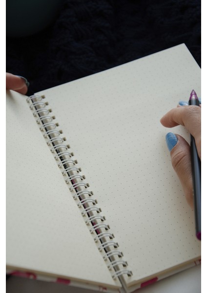 Sert Kapak Spiralli Noktalı Defter - Bullet Journal