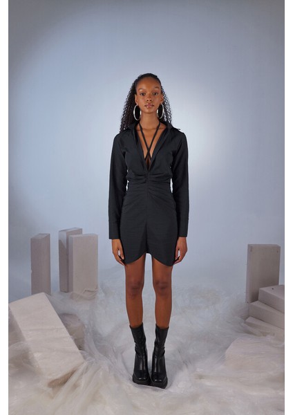 Boyundan Bağlamalı Dekolteli Mini Roar Elbise Siyah modelleri