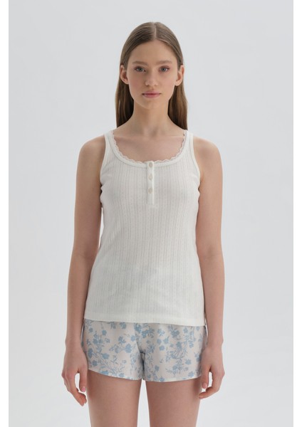 Beyaz Atlet indirimleri