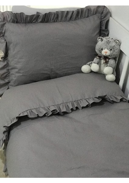 Düz Renk Serisi Gri Fırfırlı Nevresim Takımı