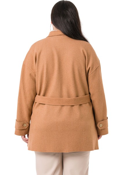 Büyük Beden Robalı Yanları Yırtmaçlı Fleto Cepli Kuşaklı Kaşe Camel Ceket modelleri