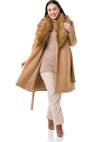 Büyük Beden Yakası Kürklü Yandan Cepli Kuşaklı Astarlı Bej Rengi Kaşe Kaban fırsatları