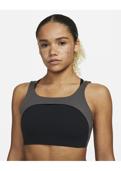 Yoga Indy Women's Light-Support Sports Bra Kadın Spor Bra DM0645-010 fiyatları