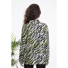 Siyah Beyaz Neon Renkli Uzun Kollu Zebra Desenli Gömlek