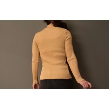 Sinhan Boğazlı Triko Kendinden Çizgili Badi Kazak