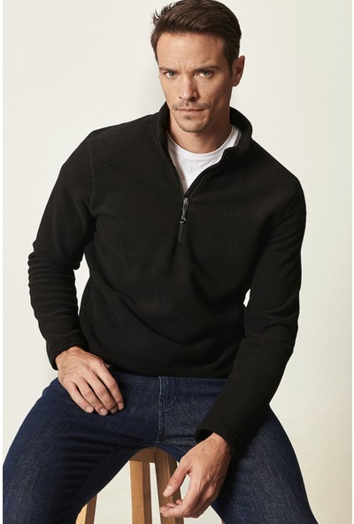 AC&Co / Altınyıldız Classics Erkek Siyah Standart Fit Normal Kesim Fermuarlı Bato Yaka Isı Koruyan Polar Sweatshirt