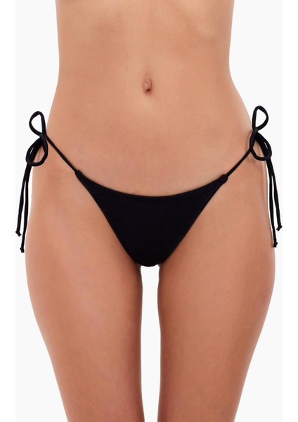 63005 Siyah String Bikini Altı