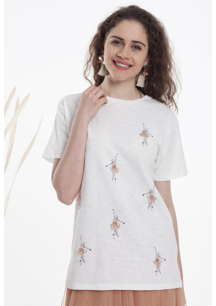 Ekru Geniş Kesim Desenli Tshirt