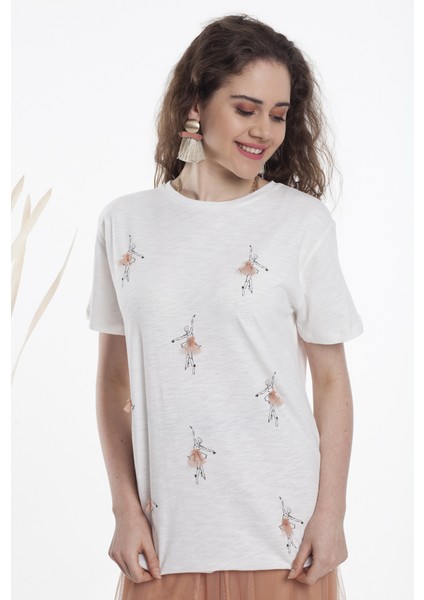 Ekru Geniş Kesim Desenli Tshirt