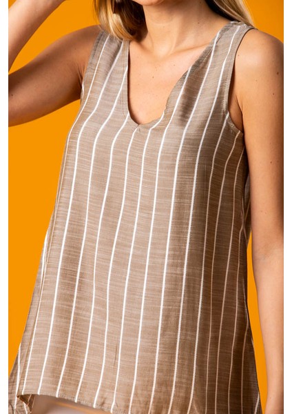 Yeşil V Yaka Çizgili Bluz modelleri