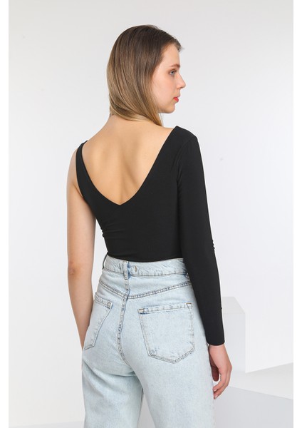 Siyah V Yaka Kol Detaylı Çıtçıtlı Body