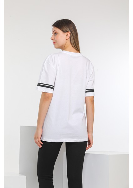 Beyaz Baskılı Oversize Tshirt fırsatları