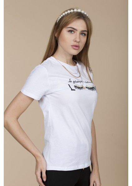 Beyaz Bisiklet Yaka Inci Detaylı Tshirt modelleri